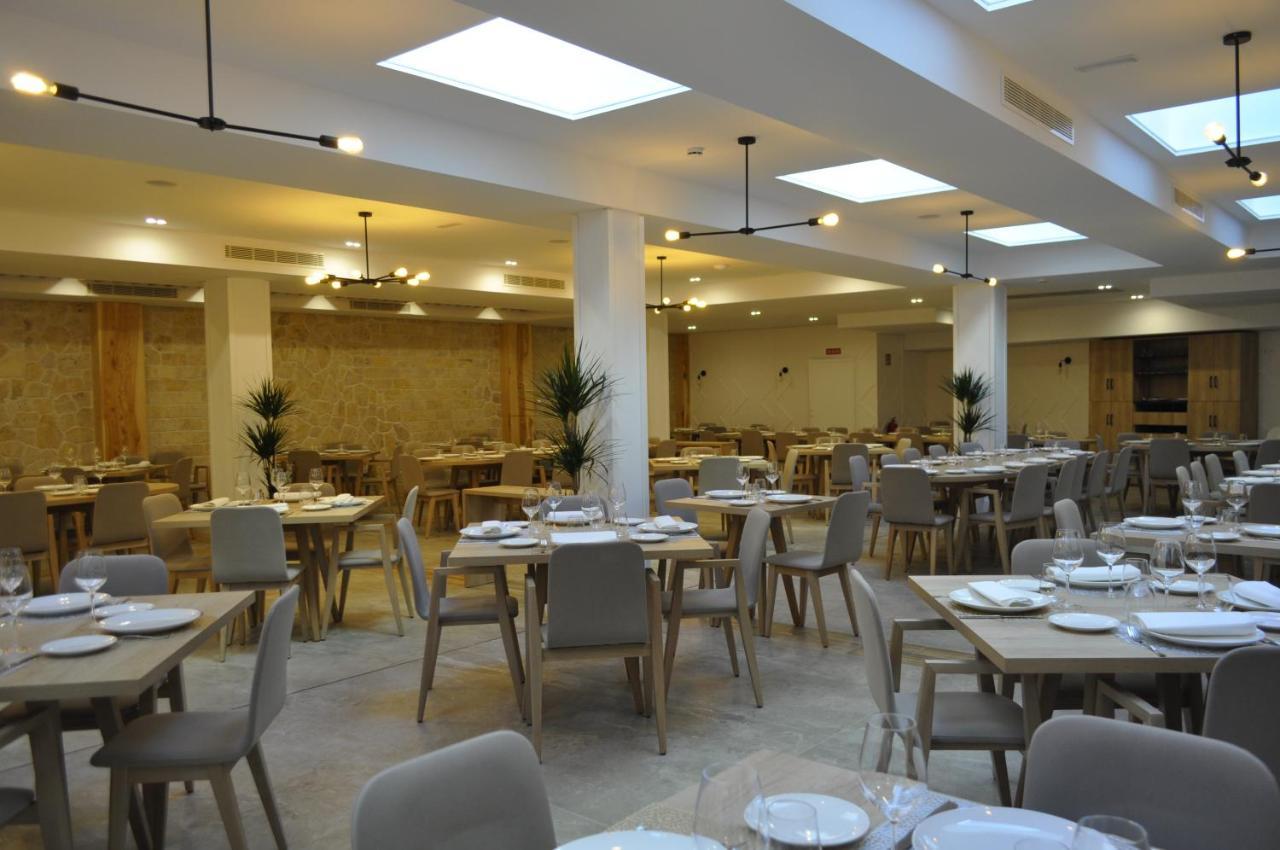 Hostal Restaurante Villa De Brihuega Exteriör bild